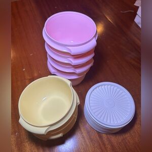 Like New Tupperware Containers 〰️ 18 pieces